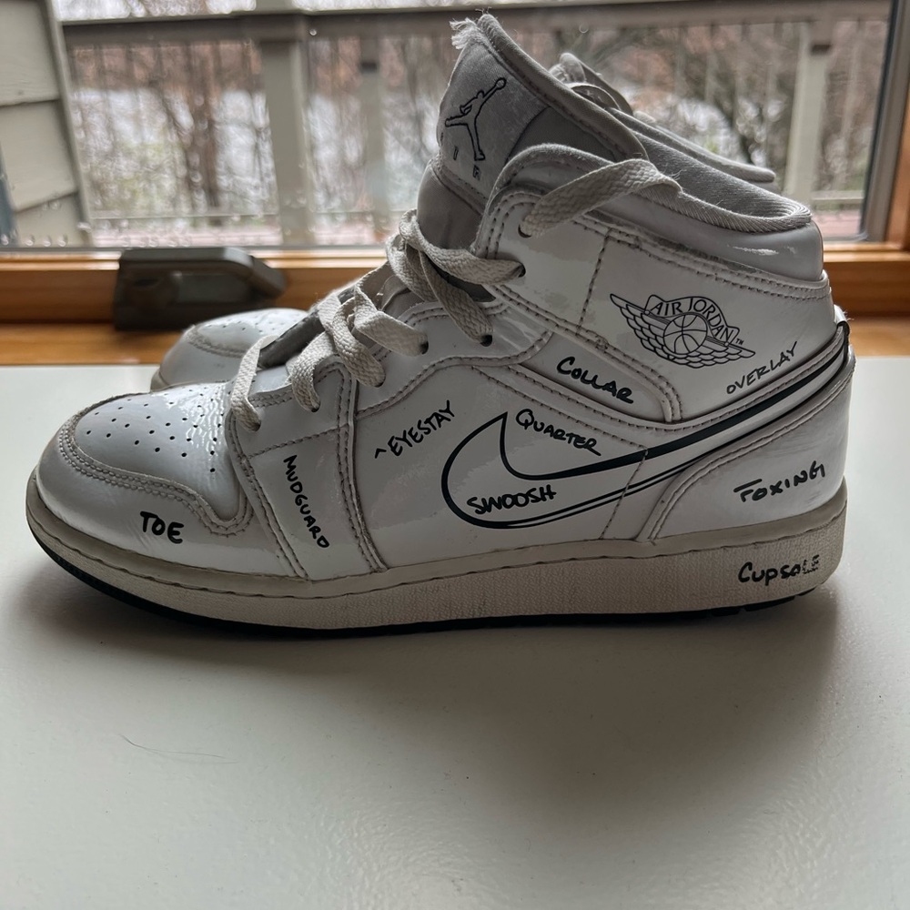 Nike Air Jordan 1 Mid Schematic Size 6 Youth DQ1864-100